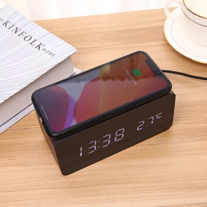 Vente directe d'usine, haut-parleur sans fil à LED, horloge électronique rectangulaire avec affichage de l'heure, de la température et de la date, réveil pour chambre à coucher, salon - Product Image 2
