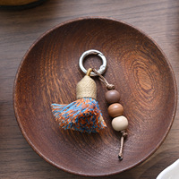 Nouveau design, breloques porte-clés vintage perlées, pompon moelleux et gland pour sac à main, accessoires de décoration pour bottes et chaussures