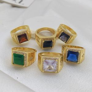 Anillo de Mujer JML al por Mayor, de Latón Laminado en Oro, Estilo Hiphop Retro, con Diamantes Multicolor Cuadrados, Chapado en Oro de 14K, Zirconia 3A, Corazón - Product Image 1