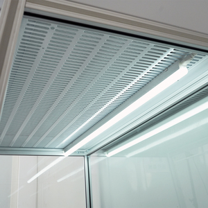 BIOBASE cina Compounding cappa velocità aria regolabile Display a LED classe I camera di isolamento a pressione negativa per laboratorio - Product Image 3