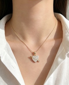 Colliers de luxe en forme de cœur infini, fleur et coquillage, avec chaîne à maillons, pour femmes. - Product Image 5