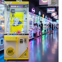 Machines à griffes à monnayeur en gros et personnalisées pour salles d'arcade, machine à griffes monoplace pour peluches et cadeaux.