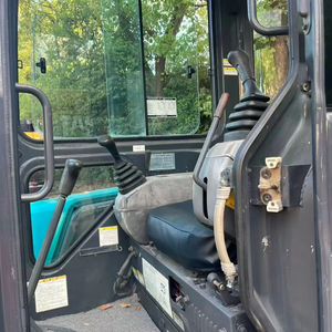Miniexcavadoras Usadas Marca Japonesa KOBELCO SK35SR de 3.5 y 5 Toneladas, Excavadora de Segunda Mano para Construcción, Motor, Caja de Cambios y Bomba en Venta - Product Image 4