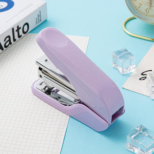 Haute qualité en gros couleur petite économie de travail métal Mini <span class=keywords><strong>agrafeuse</strong></span> 24/6 apprentissage bureau multi-fonctionnel <span class=keywords><strong>agrafeuse</strong></span> <span class=keywords><strong>sans</strong></span> agrafes - Product Image 4