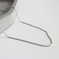 Collier ras de cou LOZRUNVE classique en argent 925 avec boîte à serpent, croix et perles de graines de melon