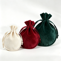 Pochette à bijoux ronde en velours de luxe avec logo personnalisé, sac à cordon en daim doux de qualité supérieure pour bagues, boucles d'oreilles, emballage cadeau, vente en gros