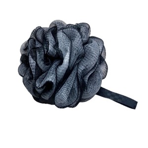 Balle de bain double couche colorée 50g, noire avec éponge blanche, douce et moelleuse, outil exfoliant pour le bain et le gommage - Product Image 4
