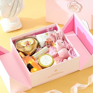 Lusso san valentino rosa rosa scatola regalo di nozze con doppie porte di lusso carta stampata con laminazione opaca e goffratura per il presente - Product Image 2