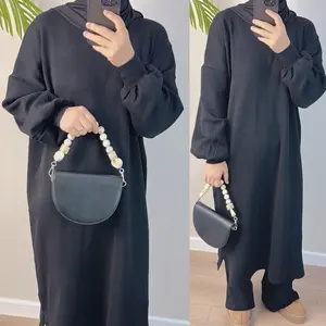 Großhandel Abaya Dubai Plain Color Sweater Kleider mit Hosen Islamische Kleidung 2 Stück Abaya Set für muslimische Frauen