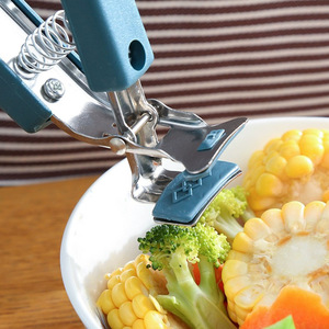 Pince anti-brûlure pour bols, outil de retrait de bols en plastique pour une cuisson sûre - Product Image 2