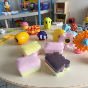 ของเล่นบีบยืดหยุ่นรูปเค้กหมีสุดฮิตจากอินสตาแกรม  บรรเทาความเครียด  สำหรับเด็กและผู้ใหญ่ ช่วยเพิ่มอารมณ์ - Product Image 4