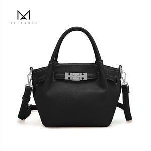 ALEX&<span class=keywords><strong>MIA</strong></span> Borsa a Mano di Lusso per Donna, Resistente all'Acqua, in PU con Ciondolo a Cuore, per Pendolarismo Quotidiano e Ufficio - Product Image 4