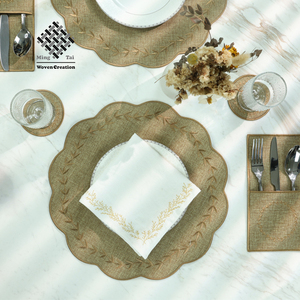 مناديل طاولة مطرزة مخصصة من البوليستر، مفارش طاولة مزخرفة، حاملات أكواب ومفارش - Product Image 1
