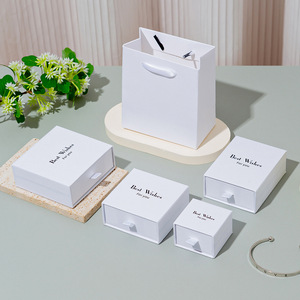 Offre spéciale, boîte à bijoux de luxe en papier carton à tiroir coulissant rectangulaire avec logo personnalisé, boîtes à bijoux portatives à motif carré - Product Image 4