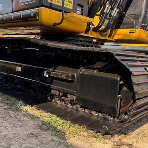 Excavadora Usada de 21 Toneladas en Venta, Cat 320D2 de Segunda Mano con Pocas Horas de Trabajo, en Buenas Condiciones, Disponible en Stock - Product Image 3