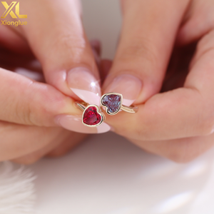 Bague d'éternité classique personnalisable en or jaune 10K avec pierre précieuse de laboratoire rouge Alexandrite, bijoux fins pour mariage - Product Image 2