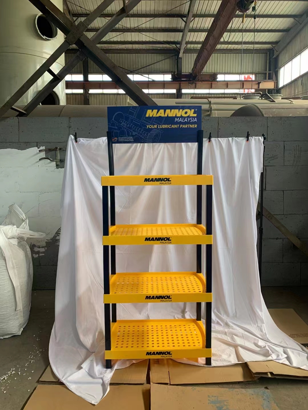 Beviis Custom Modern PVC Foam Board Floor Standing Display Stands for Motor Oil & Water Bottles Supermarket Use — view 4
