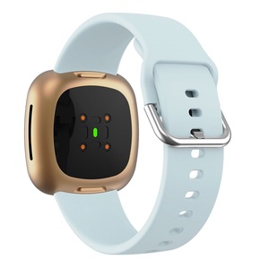 カラフルなバックル交換用アクセサリーFitbitVersa <span class=keywords><strong>3</strong></span>/Senseソリッドカラーシリコンウォッチストラップ用ブレスレットリストバンド - Product Image 3
