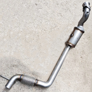 Vente directe d'usine tuyau d'échappement de haute qualité pour silencieux d'échappement en acier inoxydable de voiture pour silencieux <span class=keywords><strong>Ford</strong></span> <span class=keywords><strong>Mustang</strong></span> 2.3T 2015-2017 - Product Image 1