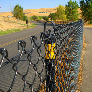 2.5mm 3mm חוט 50x50 יהלומי רשת חם לטבול מגולוון שרשרת קישור ברזל חוט רשת גדר 50ft לחמניות עבור ספורט קרקע - Product Image 5