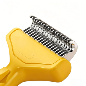 Brosse manuelle en plastique écologique pour animaux de compagnie, pour chats et chiens, éliminateur d'odeurs, design simple et luxueux - Product Image 2