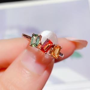 Anello in Argento 925 con Tanzanite e Opale, Gioiello Raffinato per Uso Quotidiano - Product Image 2