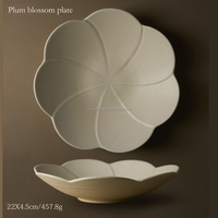 Assiettes de Luxe en Céramique Blanches Motif Fleur de Prunier, Vente Directe Usine, pour Restaurants