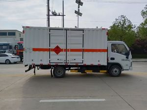 Camionnette de transport de marchandises dangereuses 4x2 de 95 CV, fabriquée par SAIC, légère et au prix d'usine - Product Image 3