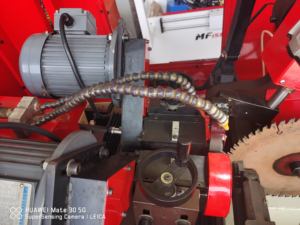 Affilatrice per denti con lama per sega circolare completamente automatica ad alta precisione Tct - Product Image 6