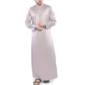Robe Thobe arabe de marque personnalisée pour hommes Étiquette de marque personnalisée/Daffah Marocain Thawb - Product Image 6
