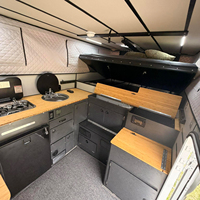 Camper tout-terrain, section supérieure en tissu escamotable, camping-car complet pour base en montagne, voyages sur sentiers accidentés