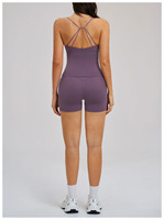 Ensemble de yoga personnalisé écologique en tissu recyclé, haut de sport sans dos très élastique et short de yoga taille haute en V pour l'entraînement