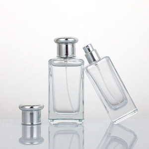 ขวดน้ำหอมแก้วทรงเหลี่ยม ปากขวดแบบ Crimp  ขวดแก้วใสแบบกดพ่นละอองละเอียด - Product Image 3