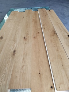 Plancher en bois d'ingénieur à chevrons en chêne européen <span class=keywords><strong>de</strong></span> <span class=keywords><strong>6</strong></span> pouces <span class=keywords><strong>de</strong></span> large et <span class=keywords><strong>de</strong></span> couleur blanche - Product Image 6