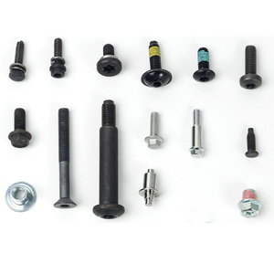 Prix d'usine M8 <span class=keywords><strong>M10</strong></span> M12 Dacromet 10.9 Goujons <span class=keywords><strong>de</strong></span> <span class=keywords><strong>roue</strong></span> pour camions - Product Image 6