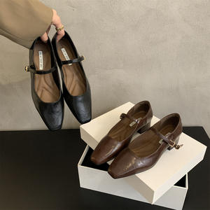 Chaussures Mary Jane françaises basses à bout couvert pour femmes, personnalisables en usine, nouvelle collection 2025, avec talon invisible - Product Image 3