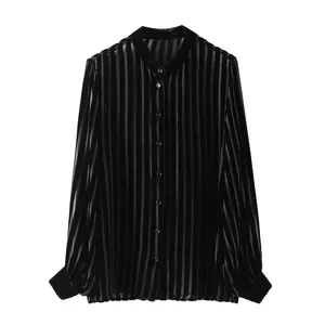 Blusa feminina de veludo listrada vintage com gola redonda e botões, blusa de manga comprida, top chique 9390109