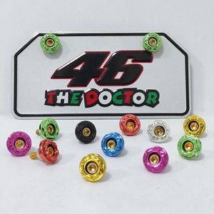 Tapas de tornillos para motocicleta de 6 mm decorativas para montaje trasero de matrícula, opciones multicolor - Product Image 1