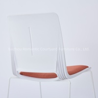 Chaise de bureau exécutive ergonomique avec accoudoirs réglables et dossier en maille, chaise de salon moderne en PP, chaise de salle de formation