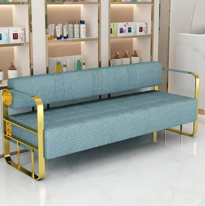 Banc d'attente commercial moderne et élégant en similicuir noir avec cadre doré, confortable et durable, idéal pour les salons de beauté (vente en gros) - Product Image 2