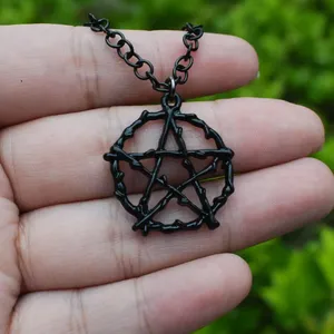Collana con Ciondolo in Lega a Forma di Ramo Spinoso Neo-Gotico Punk Retrò, con Pentagramma Nero e Impronta di Lucifero, Catena in Bambù, Regalo per Feste - Product Image 3