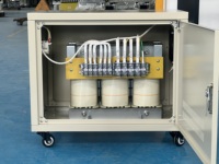 Transformateur sec triphasé élévateur de tension 10 kVA
