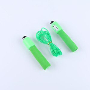 <span class=keywords><strong>Corde</strong></span> <span class=keywords><strong>à</strong></span> <span class=keywords><strong>sauter</strong></span> en PVC <span class=keywords><strong>vinyle</strong></span> réglable avec logo personnalisé pour la promotion sportive, idéale pour les débutants, les enfants et les adultes - Product Image 3