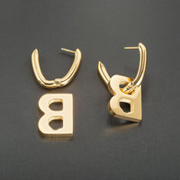 Boucles d'oreilles pendantes en acier inoxydable plaqué or 18 carats avec lettre B personnalisée, vente chaude pour femmes 2026