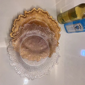 Platos Decorativos Transparentes y Dorados para Fiestas de Boda, Platos de Acrílico de 13 Pulgadas con Diseño de Arrecife - Product Image 2