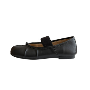 Zapatos Planos de Ballet con Punta Dividida para Mujer, Diseño Premium, Correa Única, Tacon Bajo, Cómodos y Versátiles para Uso Diario - Product Image 5