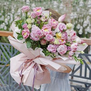 กระดาษห่อดอกไม้กันน้ำ ฟิล์มพลาสติก OPP โปร่งแสง พร้อมขอบสีทอง ปั๊มร้อนลายพิมพ์ - Product Image 5