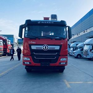 Camión Grúa Dongfeng 8X4 con Plataforma Plana, Grúa Telescópica de 16T Montada en Camión para Ingeniería Vial Municipal - Product Image 2