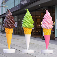 Sculpture en résine en forme de crème glacée, modèle de dessert tendance pour l'accueil des boutiques de desserts et la décoration de panneaux de crème glacée