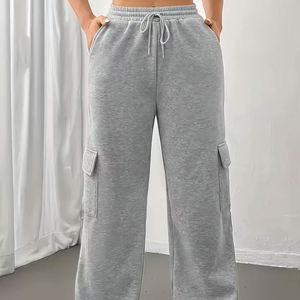 <span class=keywords><strong>Pantaloni</strong></span> da Jogging da <span class=keywords><strong>Donna</strong></span> in Grigio Mélange con Fodera in Pile - <span class=keywords><strong>Pantaloni</strong></span> Casual con Coulisse e Tasche, in Maglia di Poliestere - Product Image 1